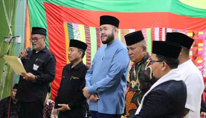 Hadiri Maulid Nabi di Bungus, Fadly Amran Dorong Penguatan Peran Ulama dan Smart Surau