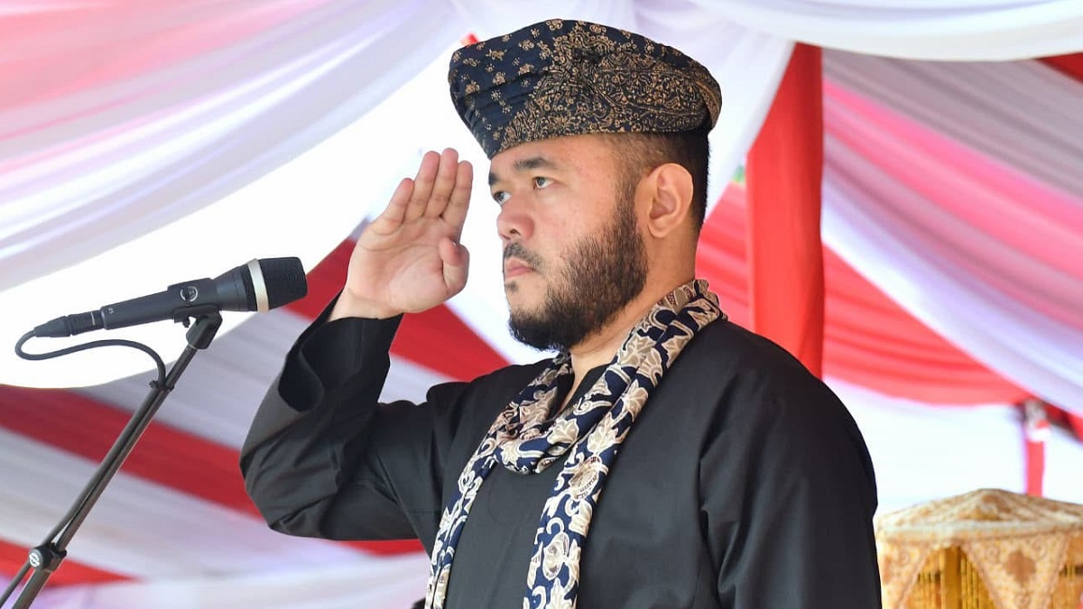 Wako Fadly saat menjadi pemimpin upacara HUT RI ke-81 tingkat Kota Padang. (dok. istimewa)