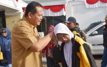 Wali Kota Pariaman Lepas Kontingen Kwarcab Kota Pariaman Ikuti Jamnas di Cibubur