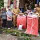 Wali Kota Pariaman Serahkan Bantuan bagi Korban Rumah Tertimpa Pohon Tumbang
