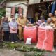 Rumah Warga Rusak Diterjang Pohon Tumbang, Wali Kota Pariaman Serahkan Bantuan