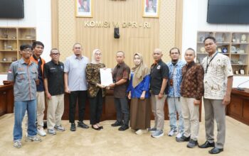Andre Rosiade: Komisi VI Terima Aspirasi Serikat Pekerja PT Pos, Dorong Solusi Bersama Danantara