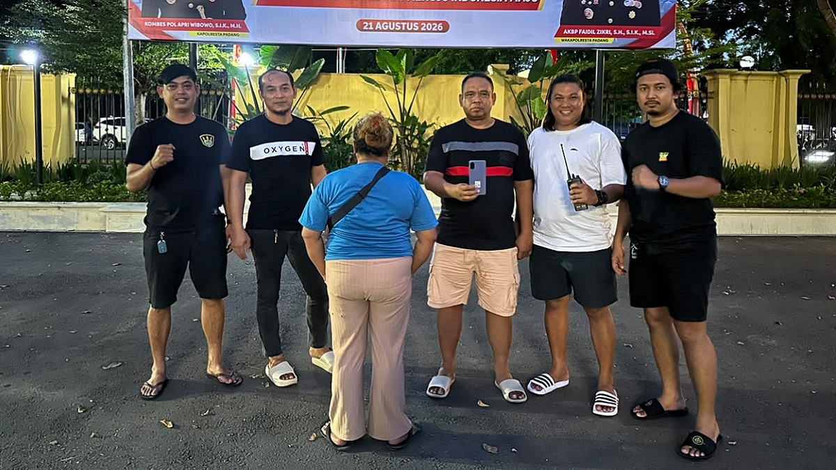 Seorang perempuan maling uang orangtua di Padang untuk foya-foya. (dok. istimewa)