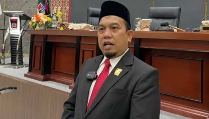 BBM Diduga Bercampur Zat Lain, Ketua DPRD Padang Minta Pertamina Beri Sanksi jika Terbukti
