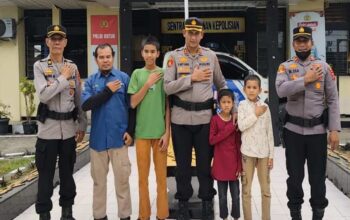 Dilepas Kapolres Dharmasraya, 3 Atlet Padang Climber Bidik 5 Medali Kejurprov Panjat Tebing di Sawahlunto
