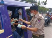 BPBD Padang Bagikan 11.000 Masker, Kualitas Udara Capai Kategori Sangat Tidak Sehat