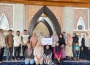Bantuan dari YBM PLN UP3 Solok untuk pendidikan. (dok. istimewa)