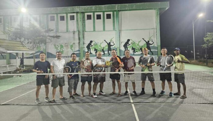 Tubuh Sehat, Silaturahmi Kuat: Kebun Batanghari dan Kejari Gelar Eksebisi Tenis