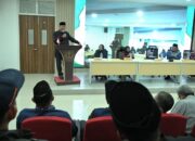 Gubernur Mahyeldi beri sambutan di acara pengukuhan pengurus pengajar bahasa Arab (IMLA). (dok. istimewa)