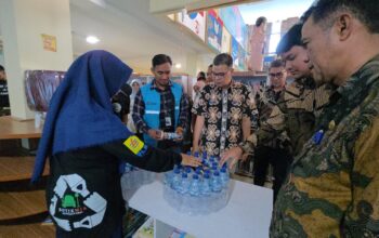 Sampah Jadi Peluang Usaha, PLN UID Sumbar Resmikan Program Sofa Botik Mia
