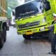 Dua Truk Bermasalah di Panorama Dua Sitinjau Lauik, Jalur Padang-Solok Macet Panjang