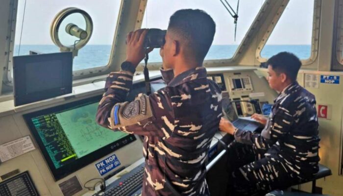 Presiden Prabowo Perintahkan TNI AL Optimalkan Pencarian Lima Jurnalis Hilang di Selat Sunda