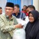 Bulog Sumbar Salurkan 18,87 Ton Beras untuk 629 Warga Koto Baru Nan XX