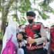 Polresta Padang bagi masker ke pelajar. (dok. istimewa)