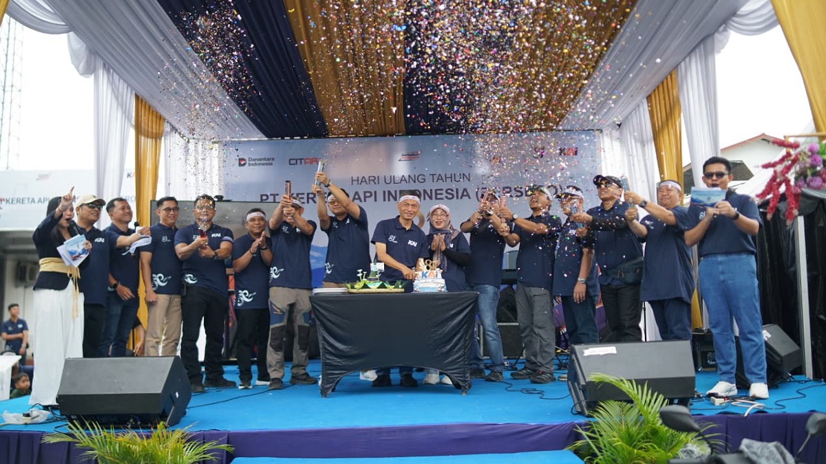Semarak HUT RI ke-81 di Stasiun KAI Divre II Sumbar. (dok. istimewa)