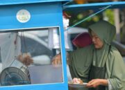 Usaha sarapan pagi Rika yang mendapat bantuan dari UPZ Semen Padang. (dok. istimewa)