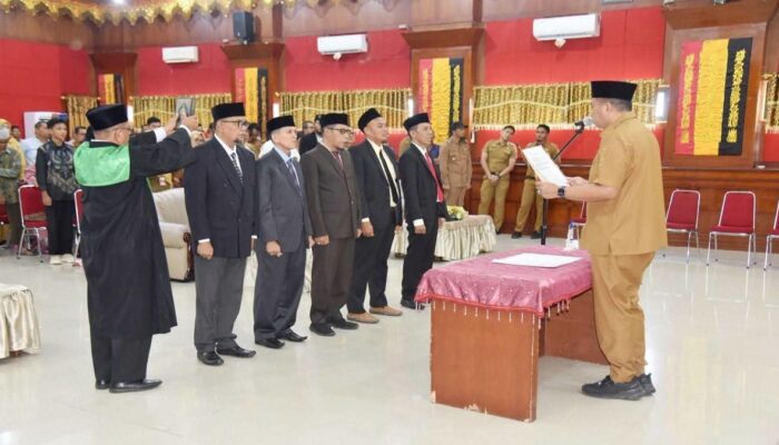 Wako Yota Balad Lantik Lima Pimpinan Baznas Kota Pariaman