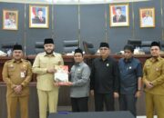 DPRD Padang Setujui Ranperda Pajak dan Retribusi Daerah, Fraksi Beri Sejumlah Catatan