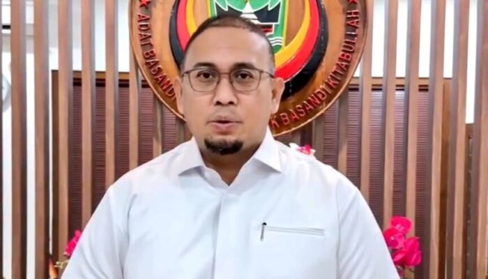 Andre Rosiade: Tiket Semen Padang FC vs PSPS Riau Gratis, Mari Merahkan Stadion Patriot