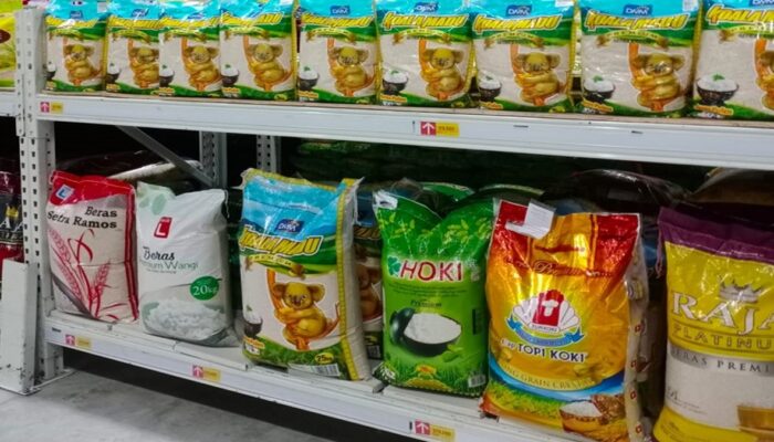 Beras 5 Kg Langka di Ritel, Mendag Dorong Bulog Tambah Pasokan