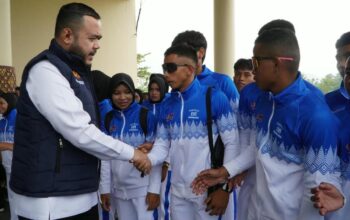 Fadly Amran Lepas 1.061 Atlet Padang ke Porprov XVI Sumbar, Target Pertahankan Juara Umum