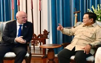 Prabowo Bahas Penguatan Ekosistem Sepak Bola Indonesia Bersama Gianni Infantino